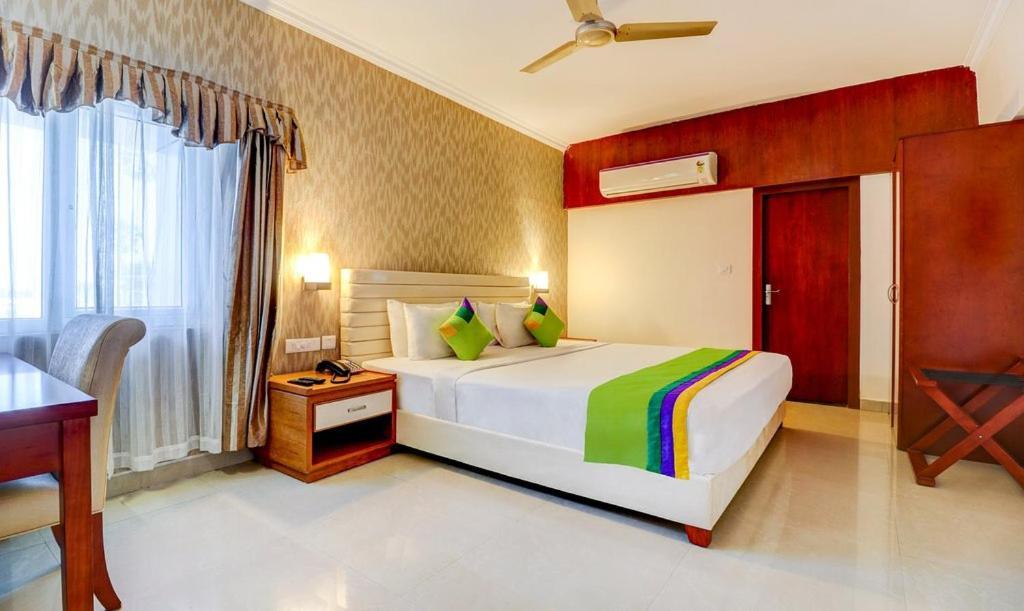 Hotel Palmyra Grand Suite - Kanyakumari Bagian luar foto