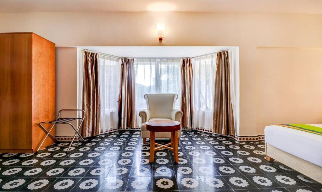 Hotel Palmyra Grand Suite - Kanyakumari Bagian luar foto
