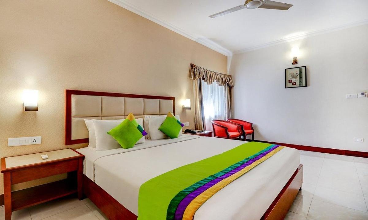 Hotel Palmyra Grand Suite - Kanyakumari Bagian luar foto